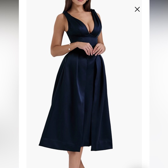 House of CB  Paloma Plunge Neck Sleeveless Midi Dress - Picture 3 of 7